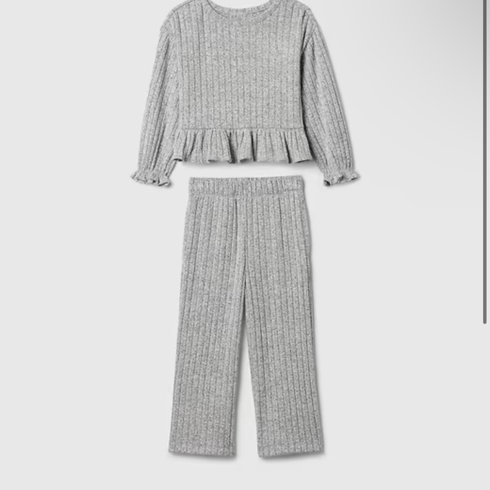 GAP Kids Gray Ruffle Set